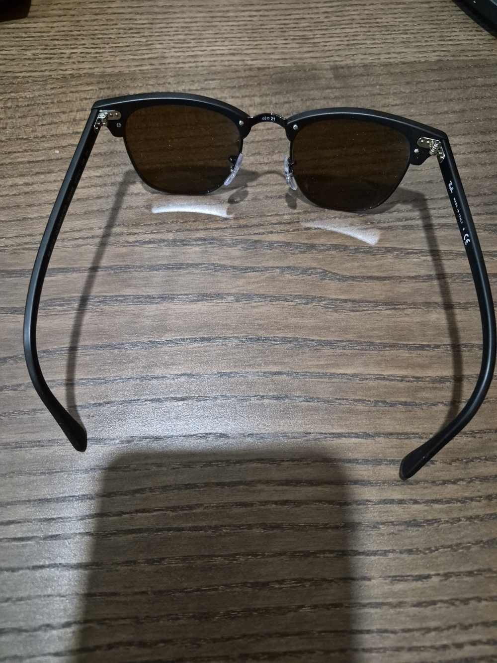 Ray-Ban Clubmaster Sunglasses in Black with Brown Lenses - Picture 3 of 7